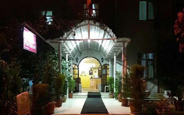 Kardelen Otel
