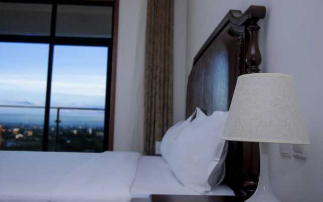 Lark Hotel