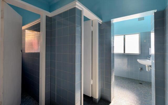 Commercial Travellers House