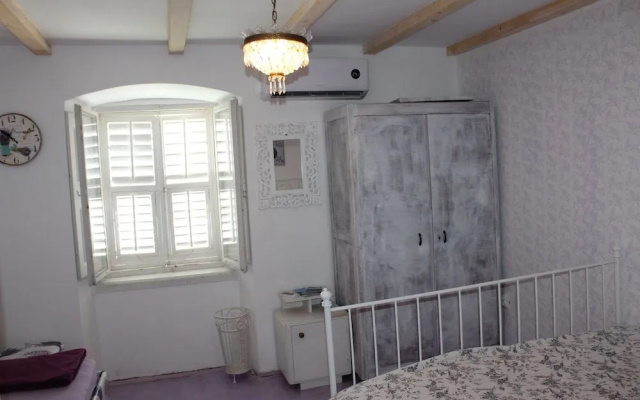 Guest House Gugily