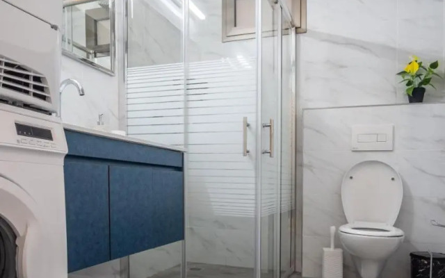 PORT CITY HAIFA - Luxury Apartments 50 mtrs From The Beach