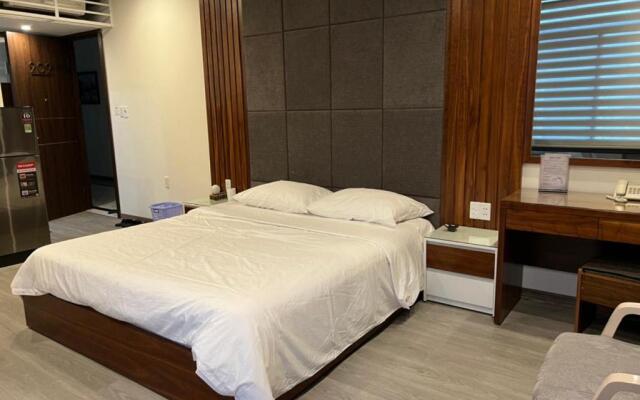 Legend House
