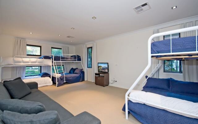 Sea Pearl, 10 Corlette Point Road