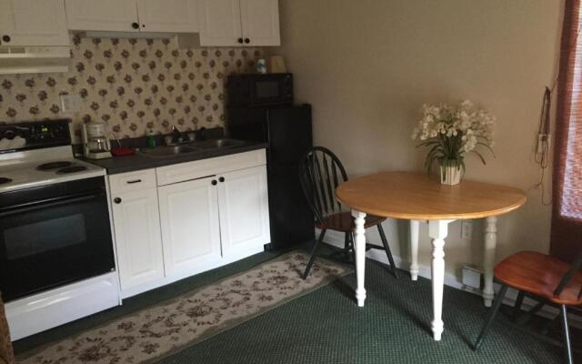 Highland Hills Motel and Cabins – A Master Hosts Resort