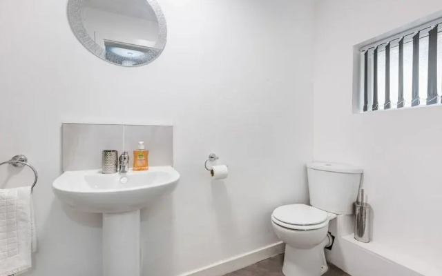 Central Apartments by Sasco