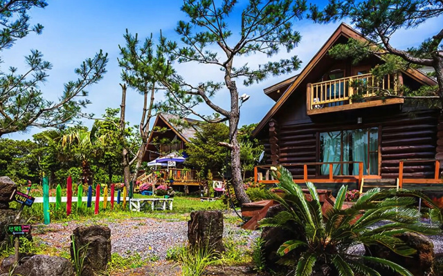 Seogwipo Log Village Pension