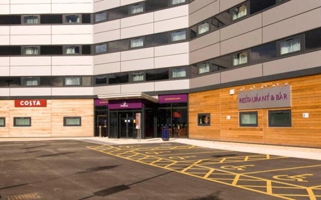 Premier Inn Manchester Airport (Ft)