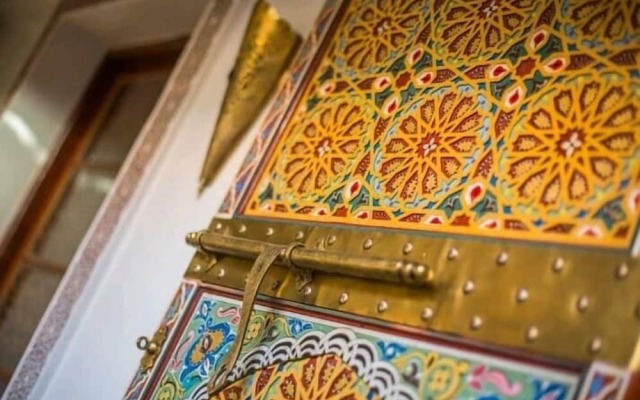 Riad la porte bleue du palais laraichi
