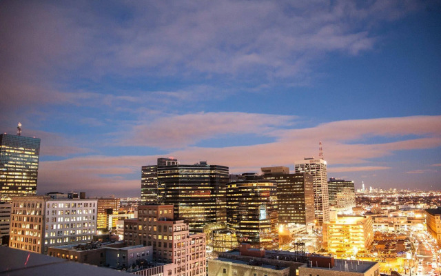 Hotel Indigo Newark Downtown