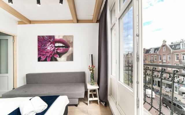 Zeeburg Flower Apartment
