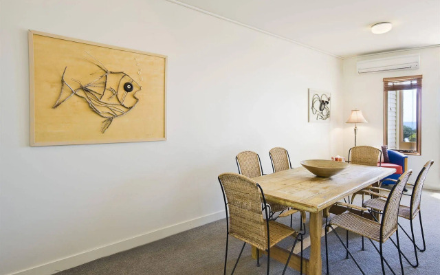 Lornebeach Apartments