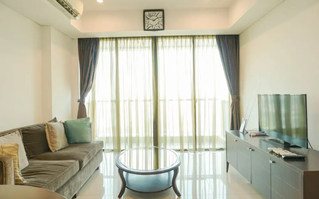 Homey with Private Lift 2BR Apartment at St. Moritz Puri near Mall – Guest Rooms – Jakarta