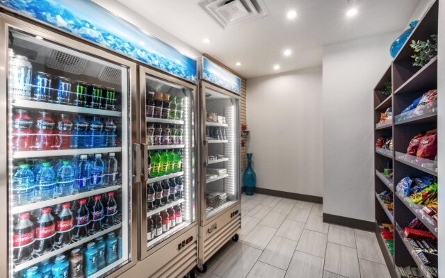 Holiday Inn Express & Suites St. Louis - Chesterfield by IHG