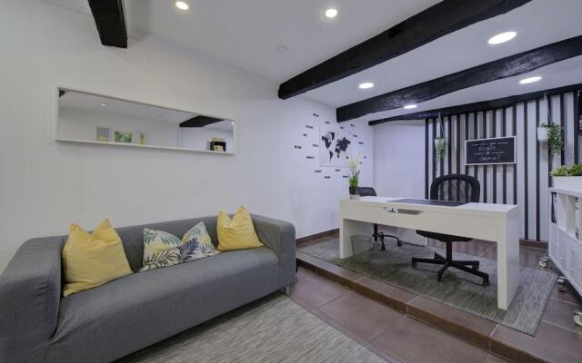 Posh Residences