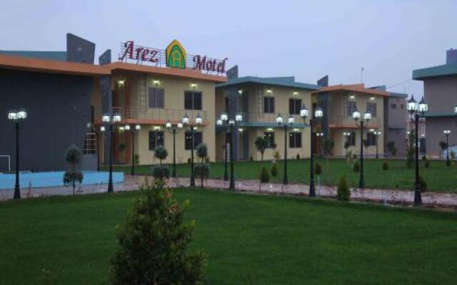 Arez Resort