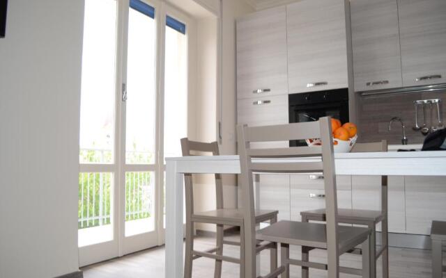 Fondachello Beach House 1