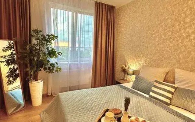 Like Home Apartments on the street. Gogolya 41