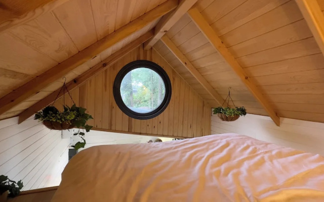 Pentalow Cabin