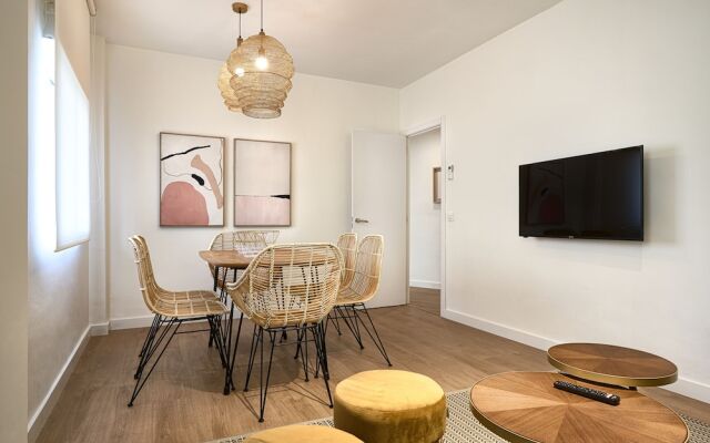 Apartamentos Amador de los Ríos