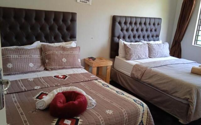 2friends guest house