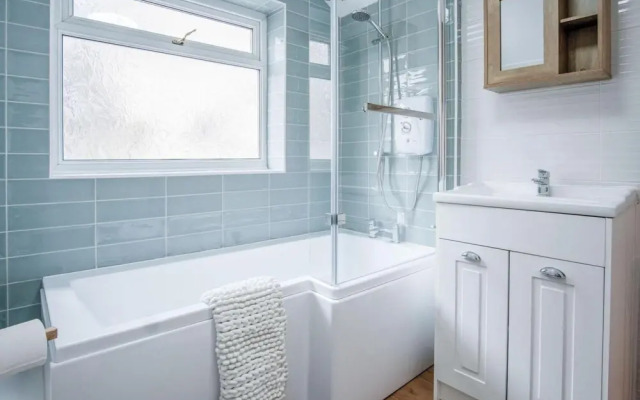 Castle Square - 2 Bedroom Holiday Home - Mumbles