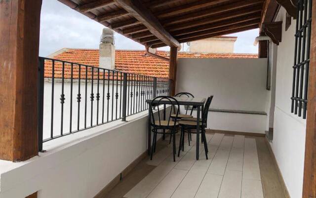 Casa indipendente su due livelli in Liguria-vista mare 6-7 Posti