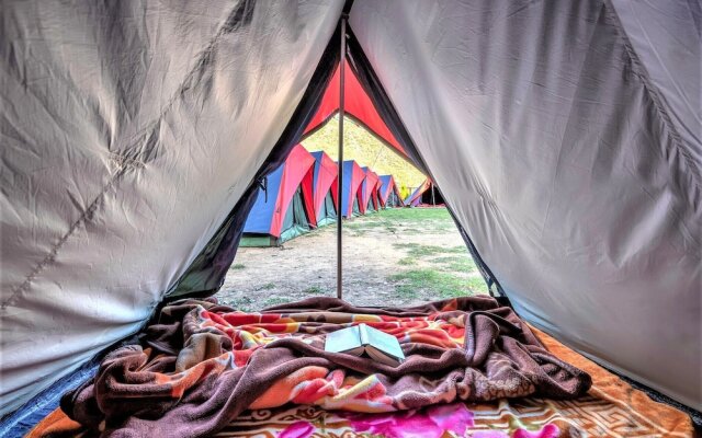 Triund Camps Riverside Resort
