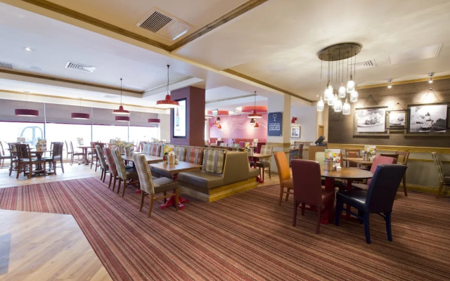 Premier Inn Bristol Cc - Lewins Mead