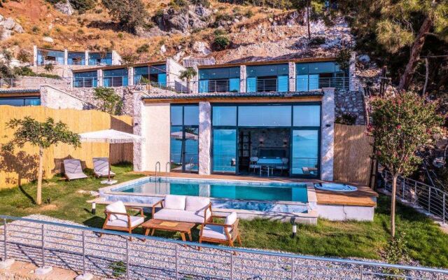 La Luna Faralya Villa 01