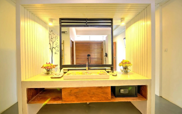 La Residence Blanc DAngkor