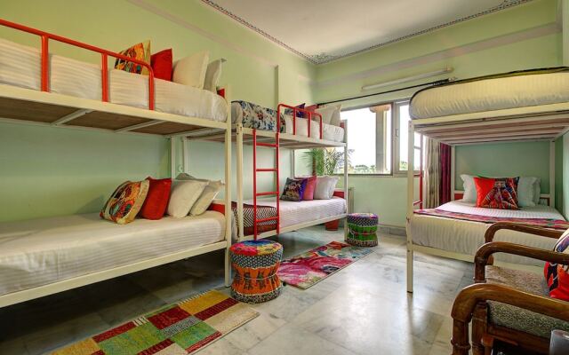 Hostel Genie