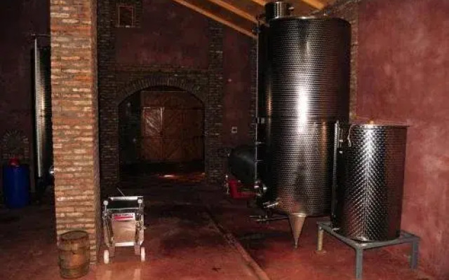 Shaloshvili's Cellar Hotel