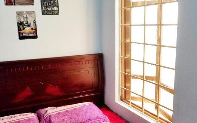 Private room, international area, near Airport