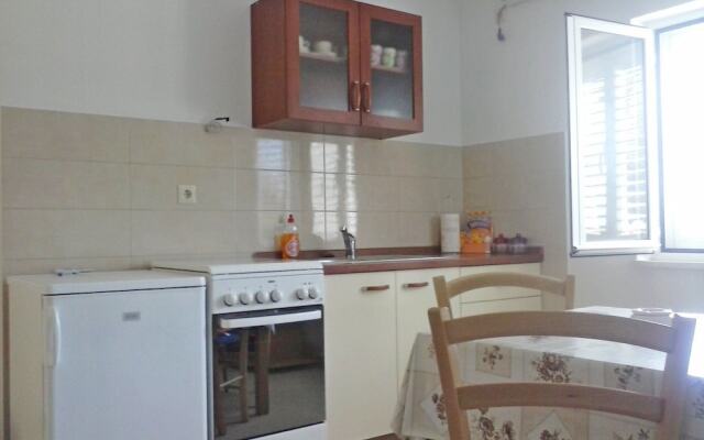 Apartments Mara