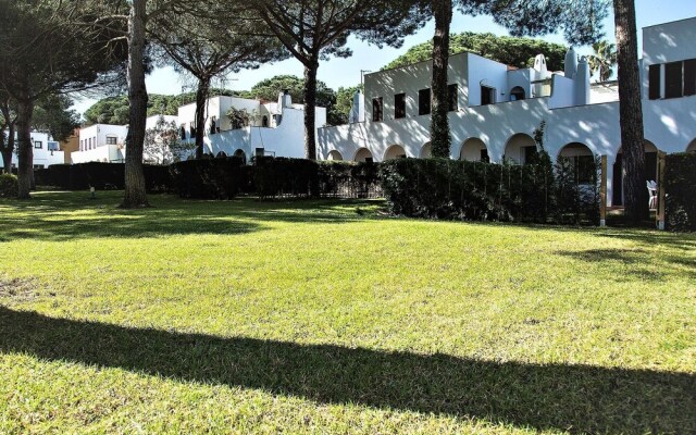 Cozy Holiday Home in Playa de Pals With Swimming Pool