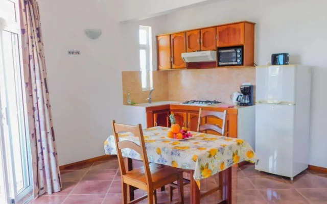 Tulsi Apartment & Studio