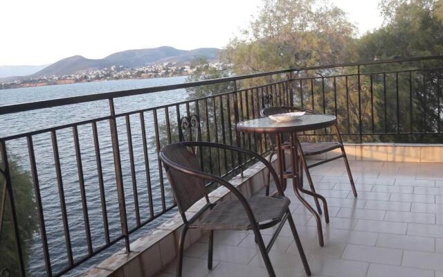 Ammos Apartments