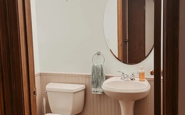 Family Friendly Mt Aberdeen House