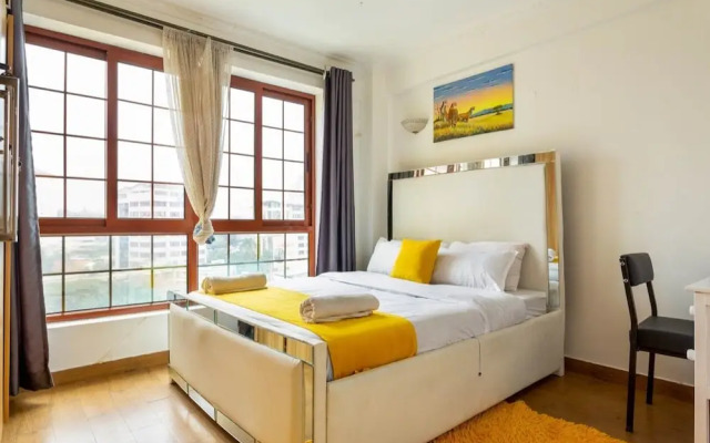 Skyline Apartment 3 Bedroom with SQ-801