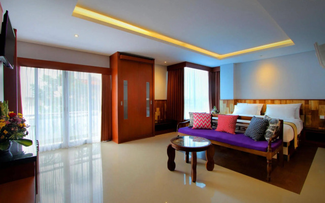 Sand Beach Luxury Living