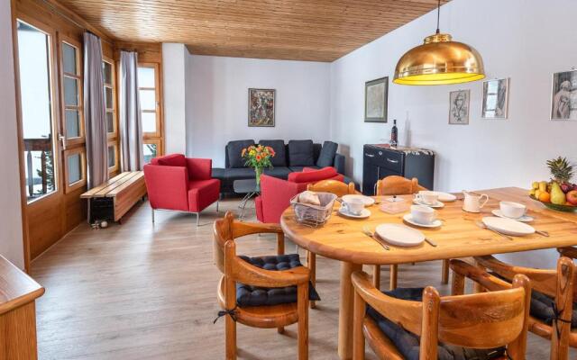 Schweizerhof Ferienwohnungen Lenzerheide 4