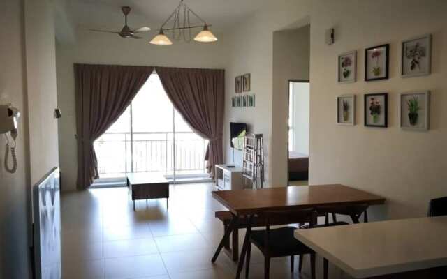 My 3 Rooms Apartment at Golden Hills