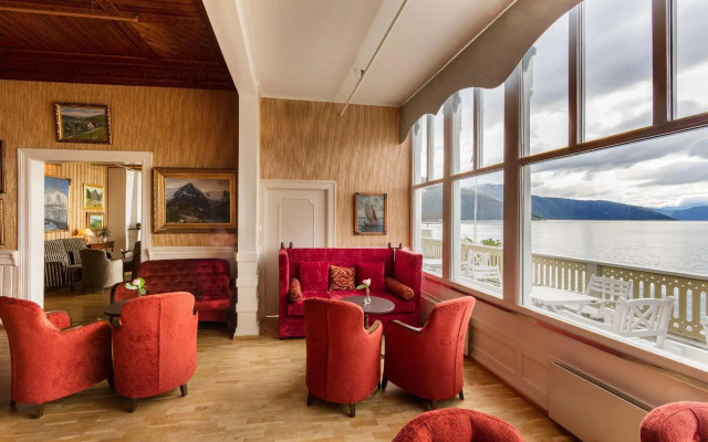 Kviknes Hotel