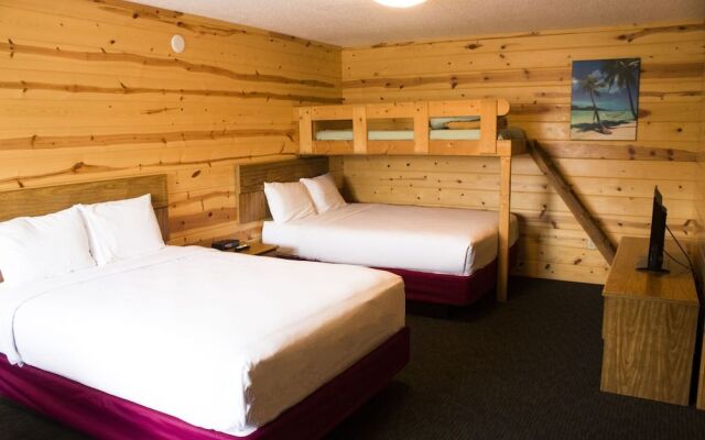 Flamingo Motel & Suites