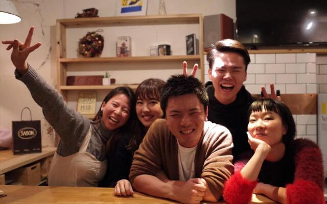 Ini Kobe Hostel & Cafe Bar