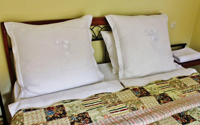 Red Fox Guesthouse