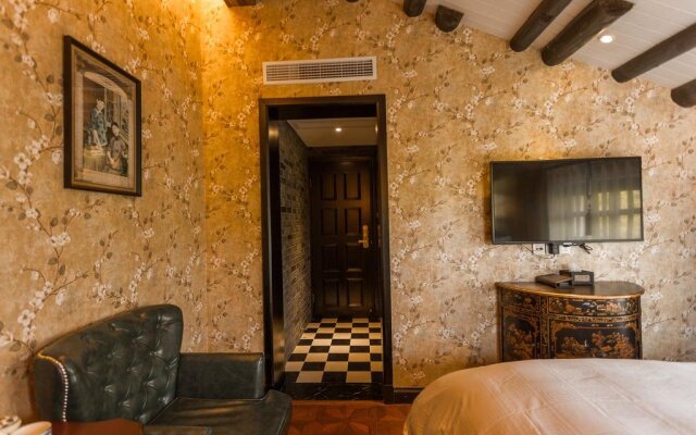 William's Toffee Mansion