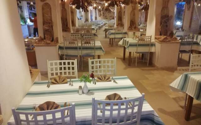 Baya Beach Aqua Park - Family Only