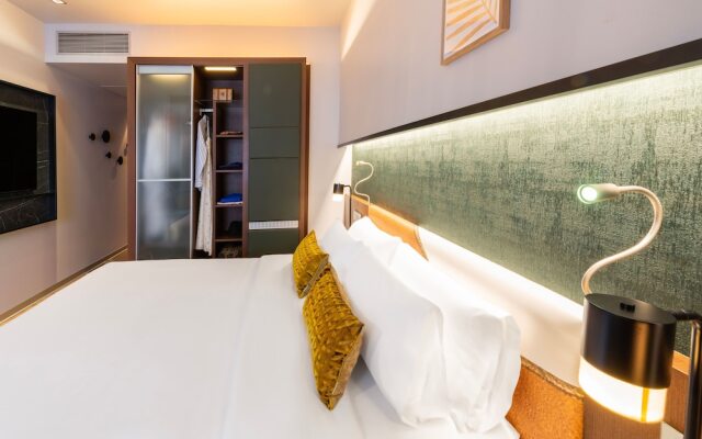Crowne Plaza Madrid - Centre Retiro by IHG
