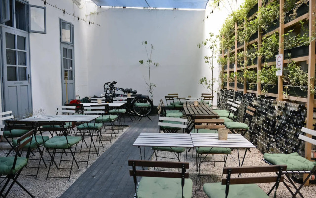 LOL Boutique Hostel City Center